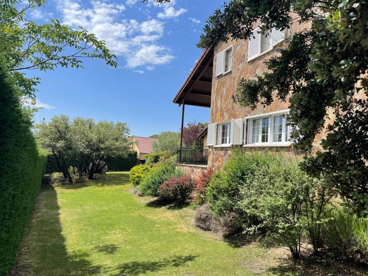El Encinar De Gabino Vila Zarzuela del Monte Exterior foto