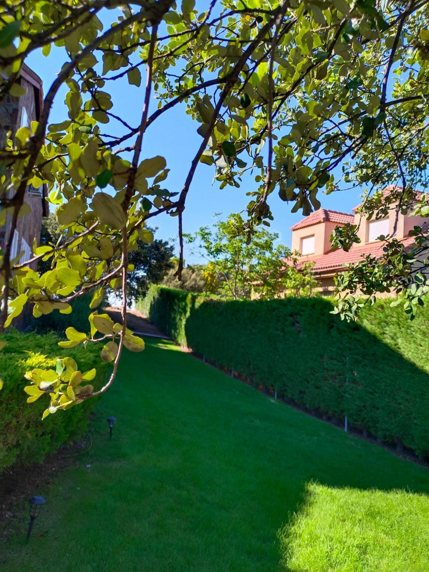 El Encinar De Gabino Vila Zarzuela del Monte Exterior foto